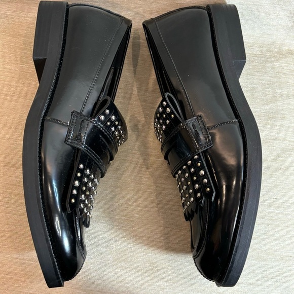 DESIGN CONCEPT STUDIO Sz 10 Studded Round Toe Slip On Patent Leather Loafers - Picture 6 of 10